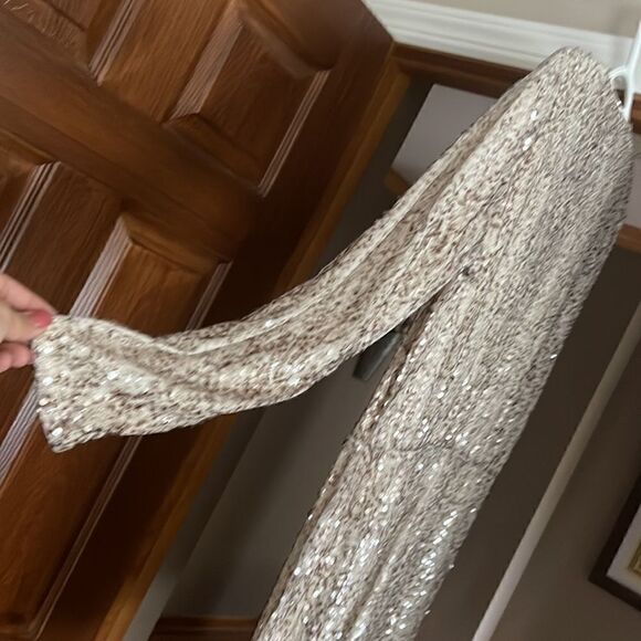 Shimmering Sequined Dress - NEVER WORN! - Picture 6 of 7